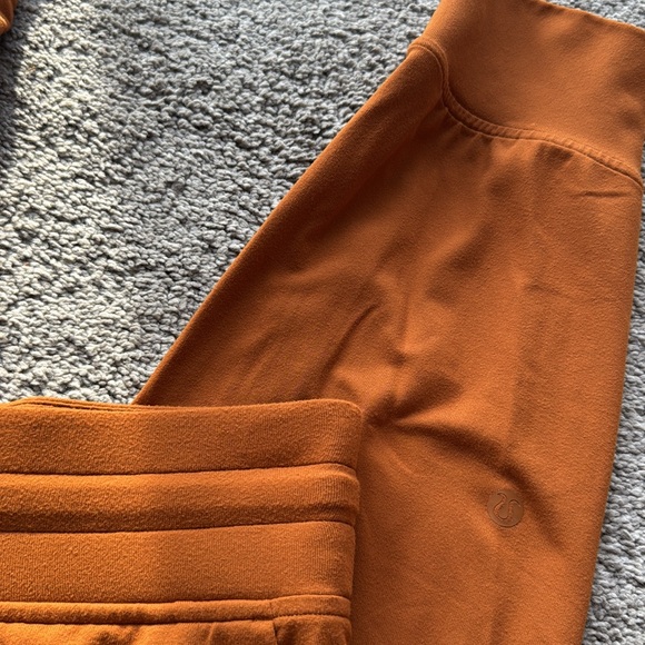 Lululemon Ready To Rulu Joggers Sz 4 Buttery Feel - Picture 3 of 5